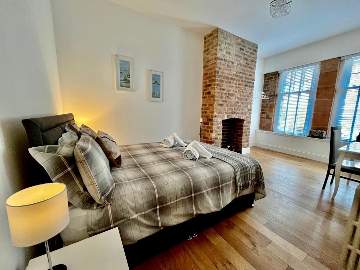 Rabbies School House, 2 Bed Apartment Ayr Town Centre Bagian luar foto